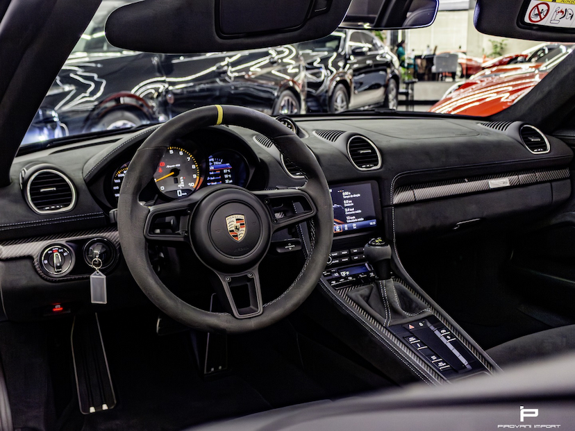 Foto do veículo PORSCHE 718 4.0 H6 GASOLINA SPYDER RS PDK 2024 1.276 KM 2.299.000,00