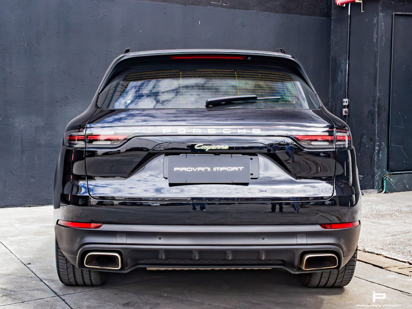 Foto do veículo PORSCHE CAYENNE 3.0 V6 E-HYBRID AWD TIPTRONIC S 2020 57.000 KM 419.000,00