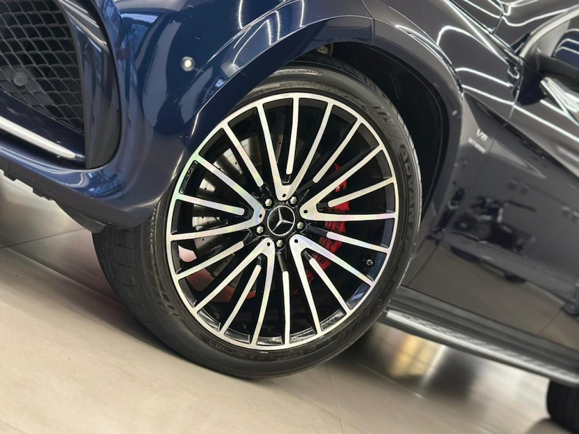 Foto do veículo MERCEDES-BENZ GLS 63 AMG 5.5 V8 TURBO GASOLINA 4MATIC 7G-TRONIC 2018 85.000 KM 480.000,00