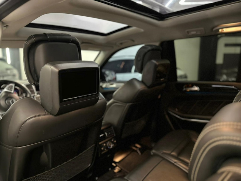 Foto do veículo MERCEDES-BENZ GLS 63 AMG 5.5 V8 TURBO GASOLINA 4MATIC 7G-TRONIC 2018 85.000 KM 480.000,00