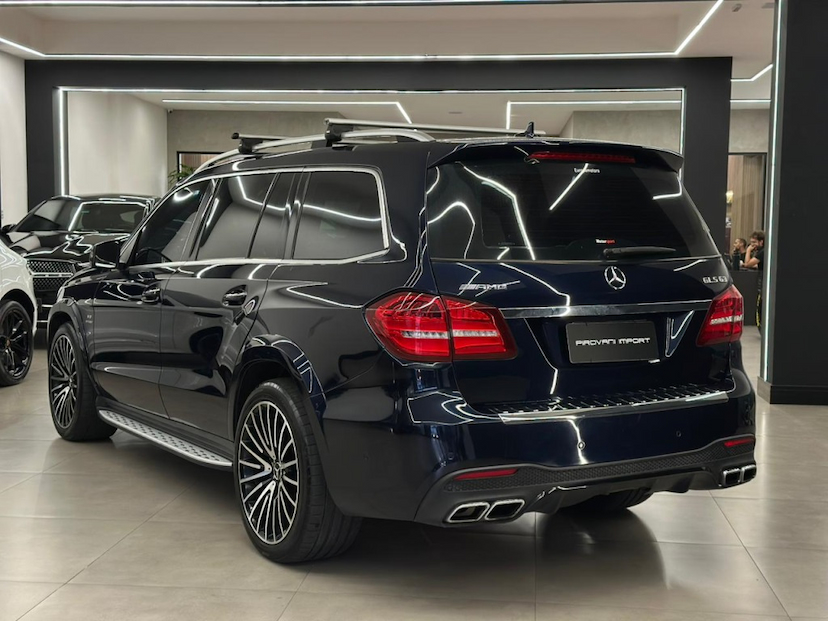 Foto do veículo MERCEDES-BENZ GLS 63 AMG 5.5 V8 TURBO GASOLINA 4MATIC 7G-TRONIC 2018 85.000 KM 480.000,00