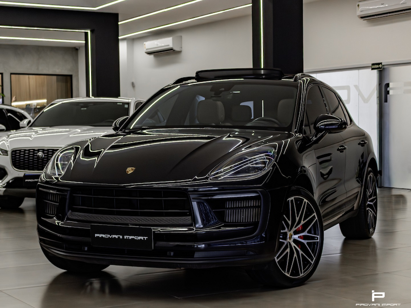 Foto do veículo PORSCHE MACAN 2.9 V6 BITURBO GASOLINA S PDK 2022 37.800 KM 399.000,00