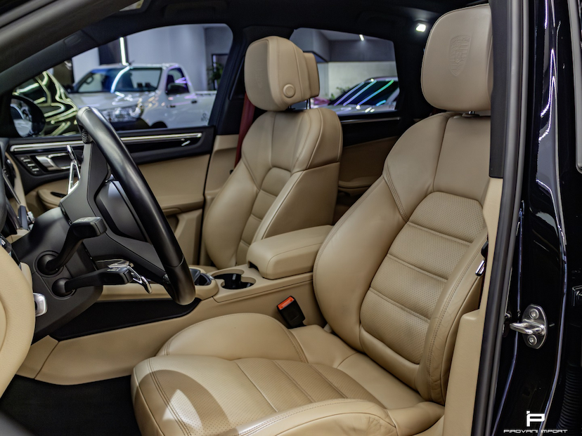 Foto do veículo PORSCHE MACAN 2.9 V6 BITURBO GASOLINA S PDK 2022 37.800 KM 399.000,00