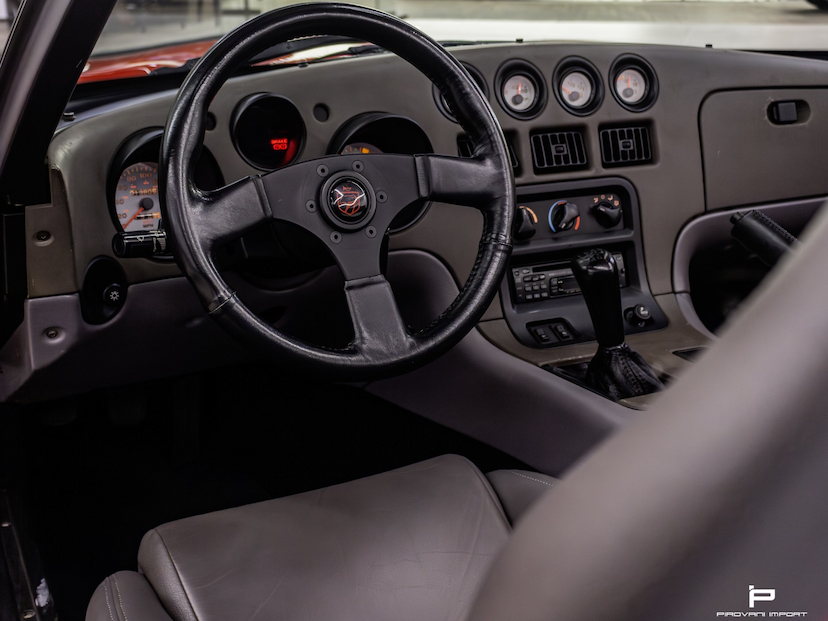 Foto do veículo DODGE VIPER 8.0 RT-10 V10 GASOLINA 2P MANUAL 1994 12.000 KM 750.000,00