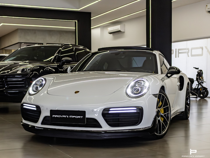 Foto do veículo PORSCHE 911 3.8 24V H6 GASOLINA TURBO S PDK 2019 19.000 KM 1.280.000,00