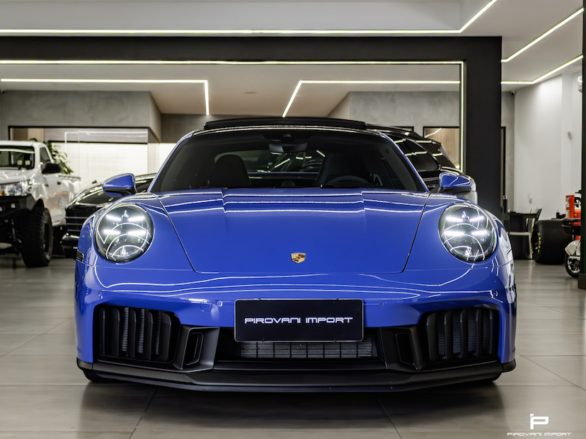 Foto do veículo PORSCHE 911 3.6 24V H6 T-HYBRID CARRERA GTS PDK 2026 1.300 KM 1.380.000,00