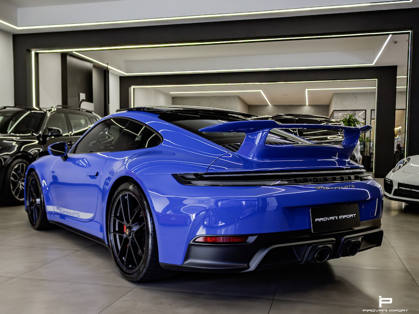 Foto do veículo PORSCHE 911 3.6 24V H6 T-HYBRID CARRERA GTS PDK 2026 1.300 KM 1.380.000,00