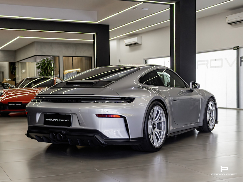 Foto do veículo PORSCHE 911 4.0 24V H6 GASOLINA GT3 TOURING MANUAL 2026 800 KM 2.350.000,00