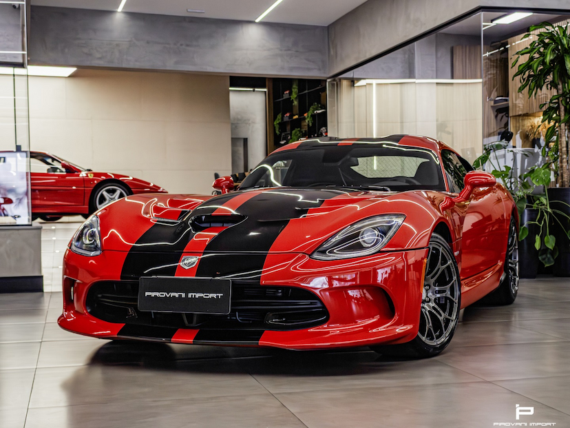 Foto do veículo DODGE VIPER 8.4 SRT-10 V10 GASOLINA 2P MANUAL 2013 1.000 KM 3.000.000,00