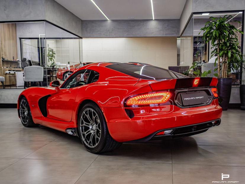 Foto do veículo DODGE VIPER 8.4 SRT-10 V10 GASOLINA 2P MANUAL 2013 1.000 KM 3.000.000,00