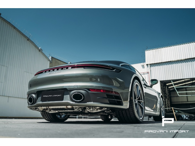 Foto do veículo PORSCHE 911 3.0 24V H6 GASOLINA CARRERA S PDK 2022 10.000 KM 860.000,00