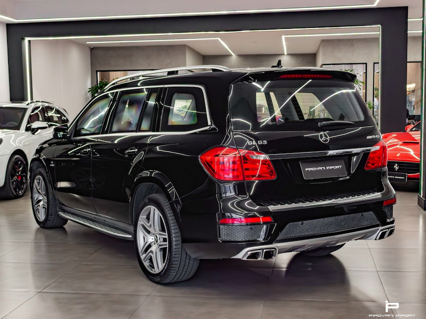 Foto do veículo MERCEDES-BENZ GL 63 AMG 5.5 32V V8 BITURBO GASOLINA 4P AUTOMÁTICO 2013 73.000 KM 199.900,00