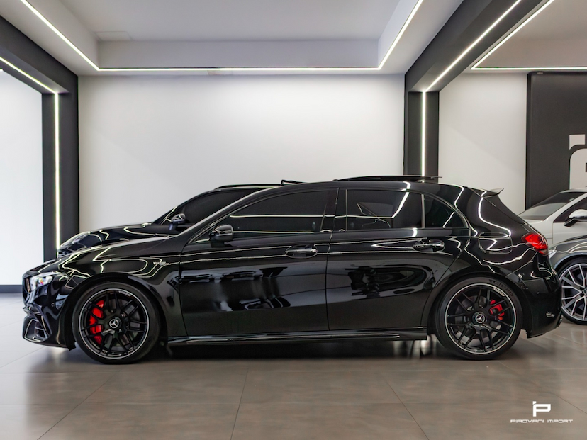 Foto do veículo MERCEDES-BENZ A 45 AMG 2.0 CGI GASOLINA S 4MATIC SPEEDSHIFT 2021 34.000 KM 329.900,00