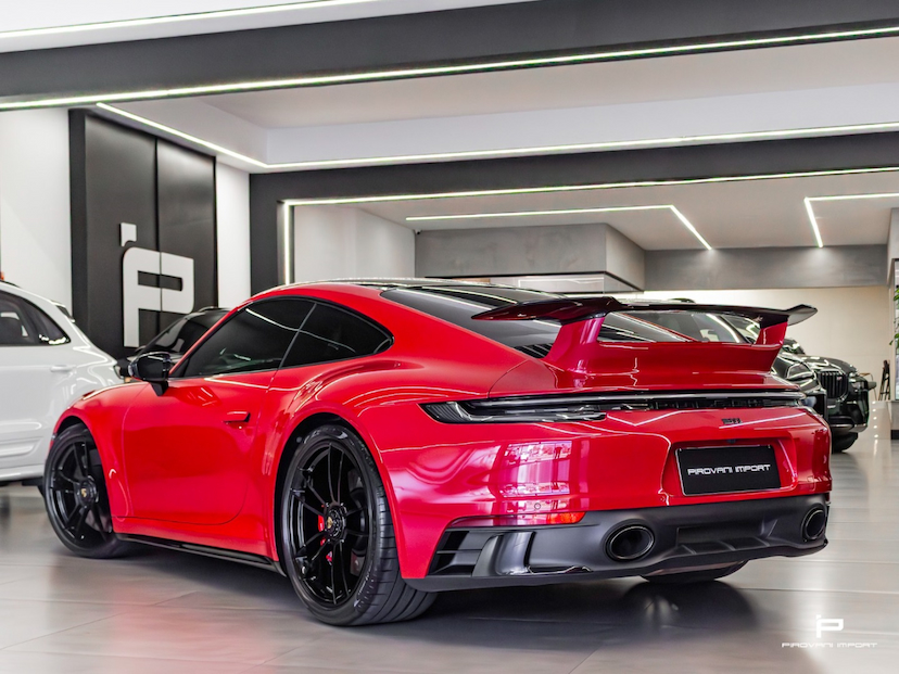 Foto do veículo PORSCHE 911 3.0 24V H6 GASOLINA CARRERA 4 GTS PDK 2024 3.000 KM 997.000,00