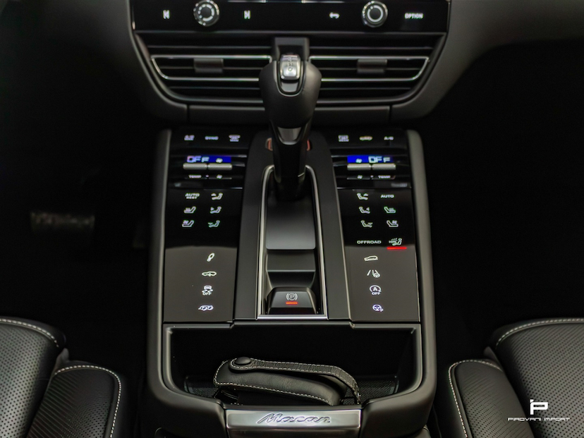 Foto do veículo PORSCHE MACAN 2.9 V6 BITURBO GASOLINA S PDK 2025 3.000 KM 799.000,00