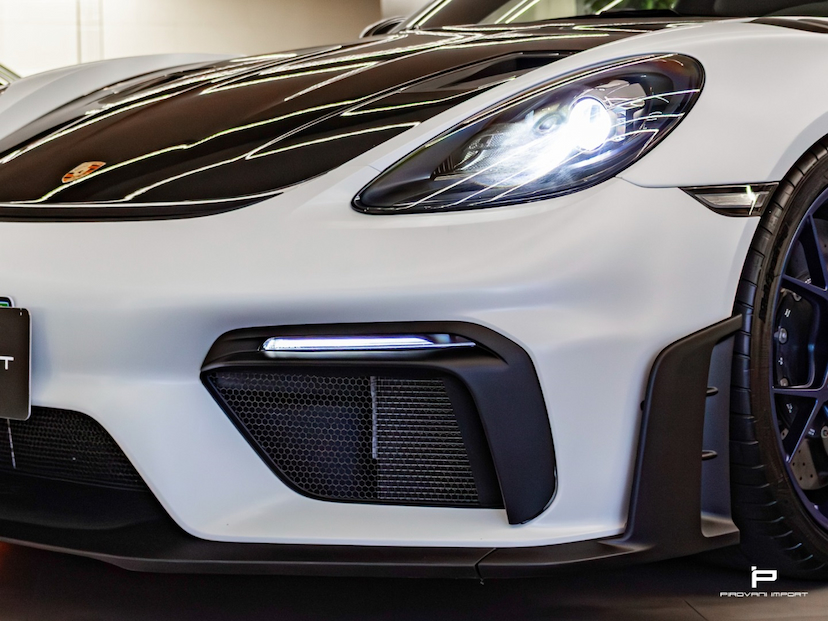 Foto do veículo PORSCHE 718 4.0 H6 GASOLINA CAYMAN GT4 RS PDK 2023 3.000 KM 1.650.000,00