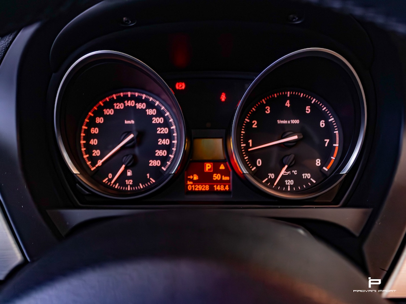 Foto do veículo BMW Z4 2.0 16V TURBO GASOLINA SDRIVE20I AUTOMÁTICO 2014 12.900 KM 239.000,00