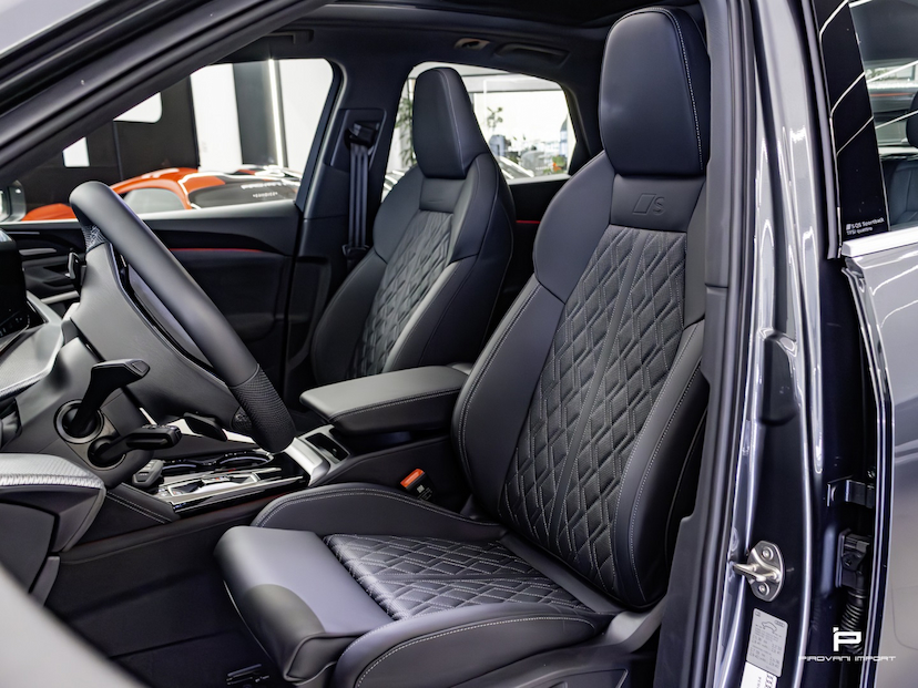 Foto do veículo AUDI SQ5 3.0 V6 TFSI GASOLINA SPORTBACK QUATTRO S TRONIC 2025 900 KM 569.000,00
