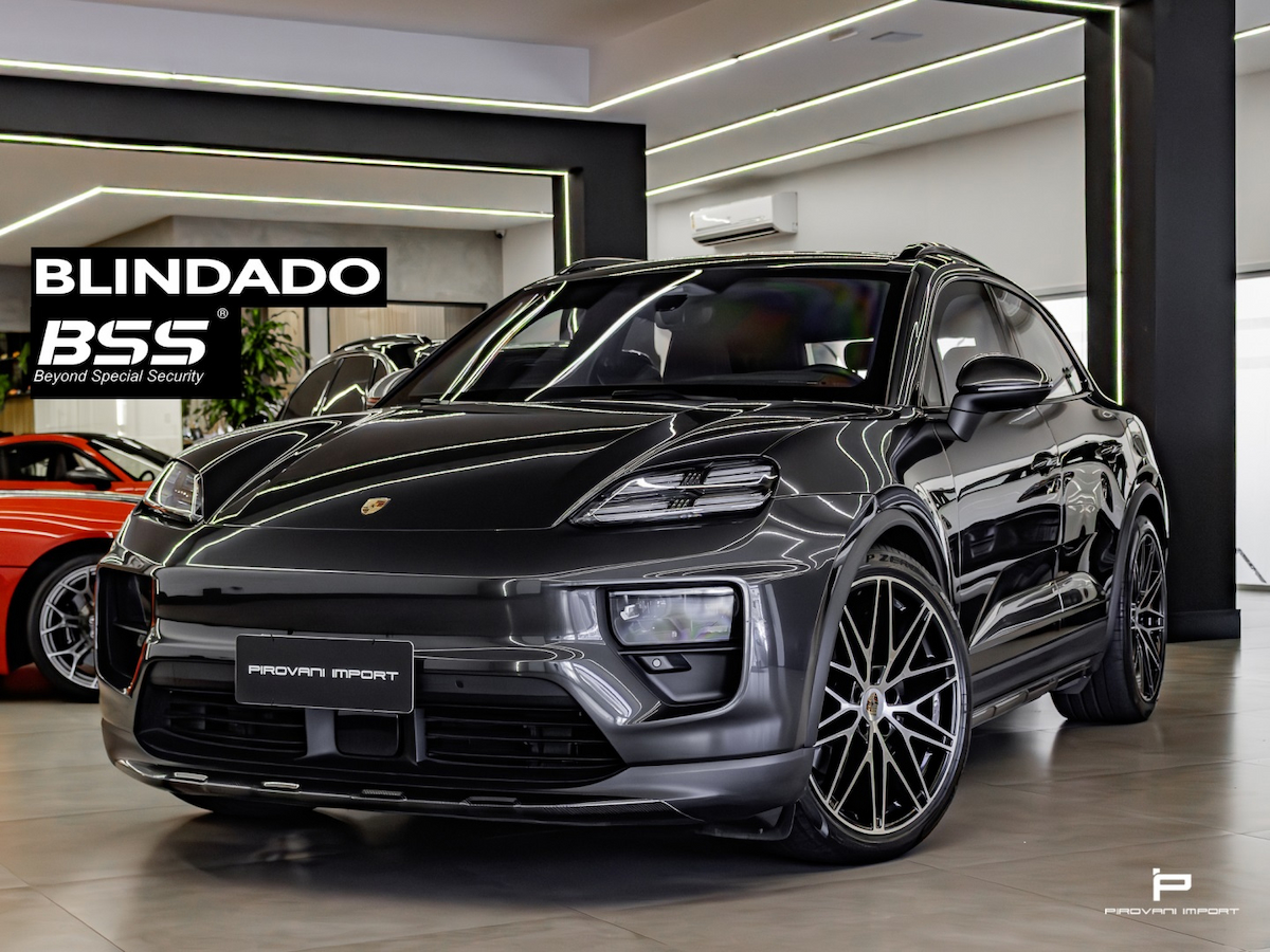 Foto do veículo PORSCHE MACAN 4 ELÉTRICO 2024/2024 4.700 KM R$ 720.000,00