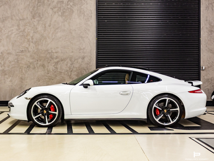Foto do veículo PORSCHE 911 3.8 CARRERA S COUPÉ 6 CILINDROS 24V GASOLINA 2P AUTOMATIZADO 2014 49.000 KM 515.000,00