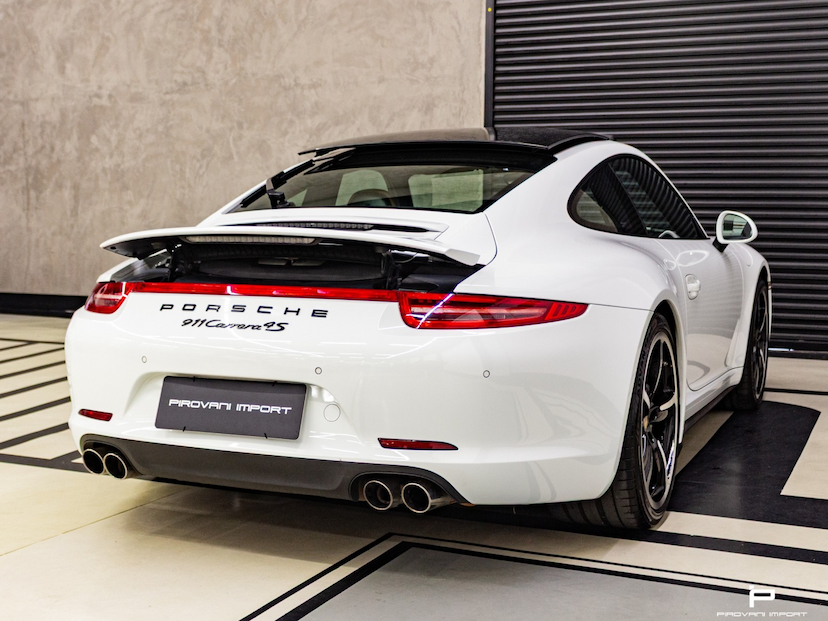 Foto do veículo PORSCHE 911 3.8 CARRERA S COUPÉ 6 CILINDROS 24V GASOLINA 2P AUTOMATIZADO 2014 49.000 KM 515.000,00