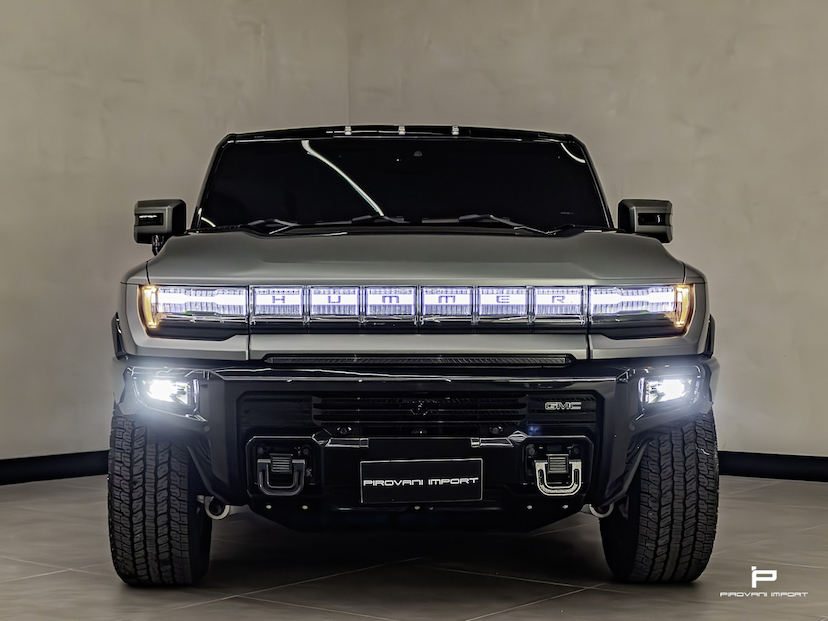 Foto do veículo GMC HUMMER 350 KW EV SUV EDITION 1 4X4 2024 4.000 KM 1.299.900,00