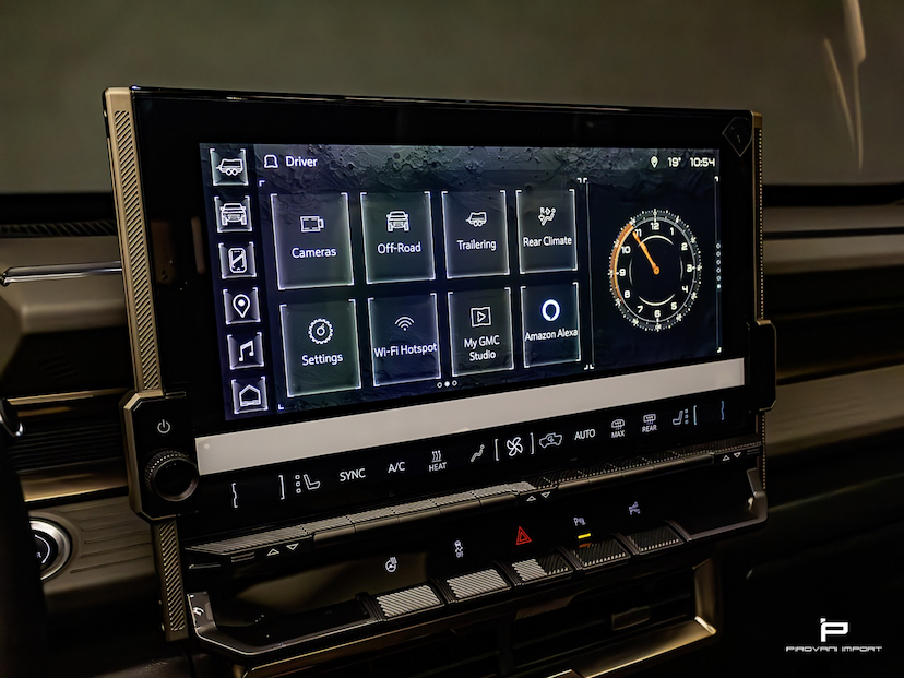 Foto do veículo GMC HUMMER 350 KW EV SUV EDITION 1 4X4 2024 4.000 KM 1.299.900,00
