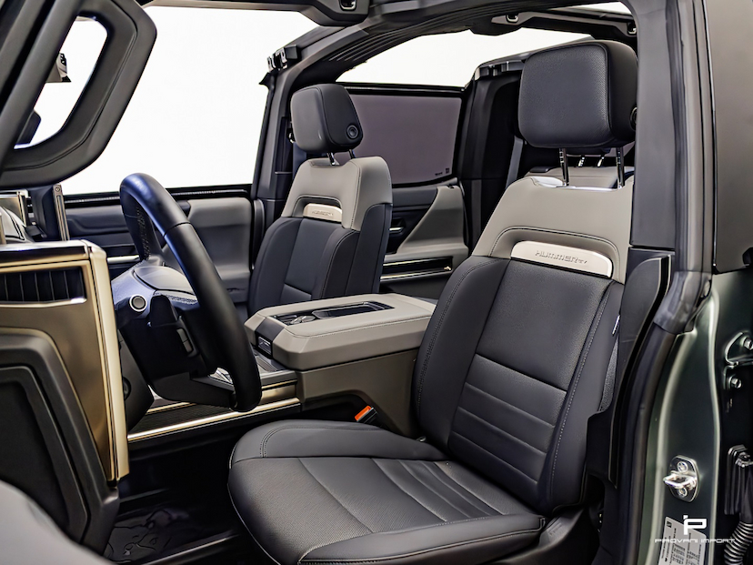 Foto do veículo GMC HUMMER 350 KW EV SUV EDITION 1 4X4 2024 4.000 KM 1.299.900,00