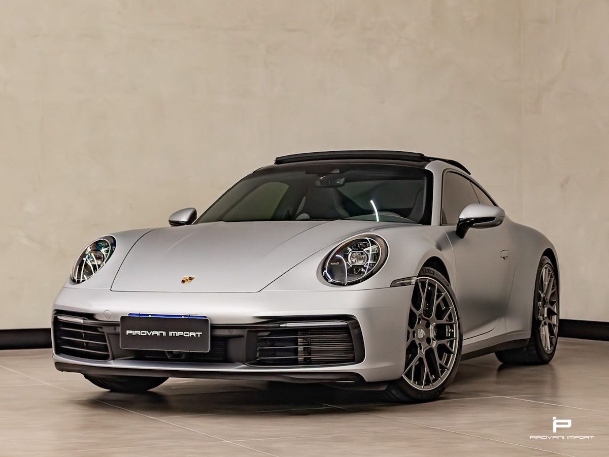 Foto do veículo PORSCHE 911 3.0 24V H6 GASOLINA CARRERA PDK 2022/2022 13.000 KM R$ 759.000,00