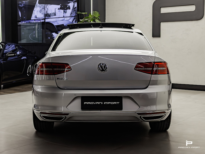 Foto do veículo VOLKSWAGEN PASSAT 2.0 16V TSI BLUEMOTION GASOLINA HIGHLINE 4P DSG 2016 47.000 KM 139.000,00