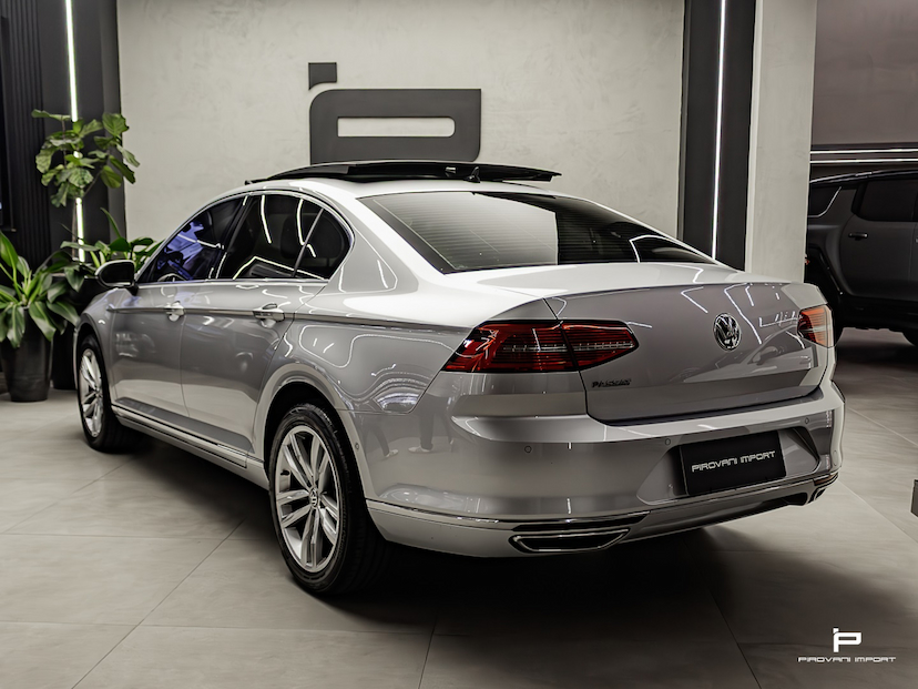 Foto do veículo VOLKSWAGEN PASSAT 2.0 16V TSI BLUEMOTION GASOLINA HIGHLINE 4P DSG 2016 47.000 KM 139.000,00
