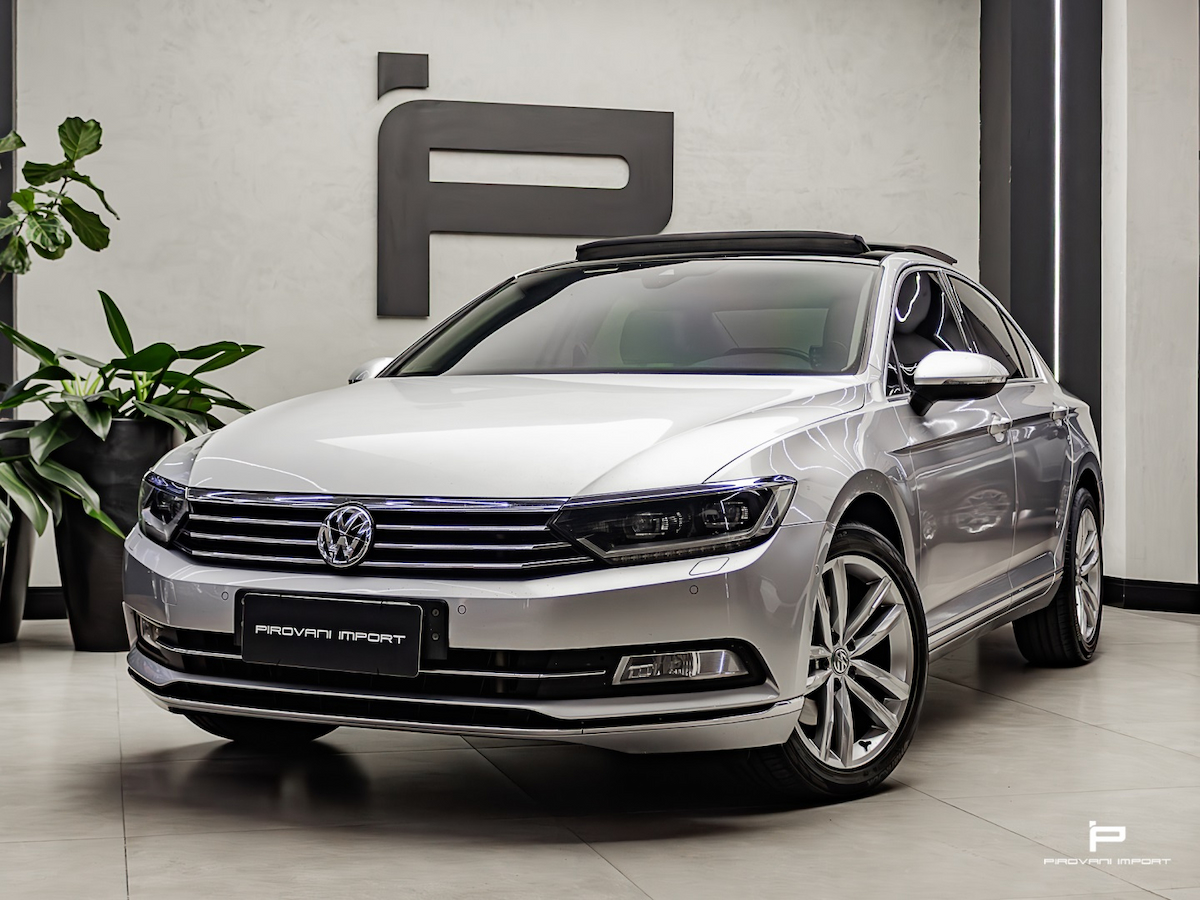 Foto do veículo VOLKSWAGEN PASSAT 2.0 16V TSI BLUEMOTION GASOLINA HIGHLINE 4P DSG 2016/2016 47.000 KM R$ 139.000,00