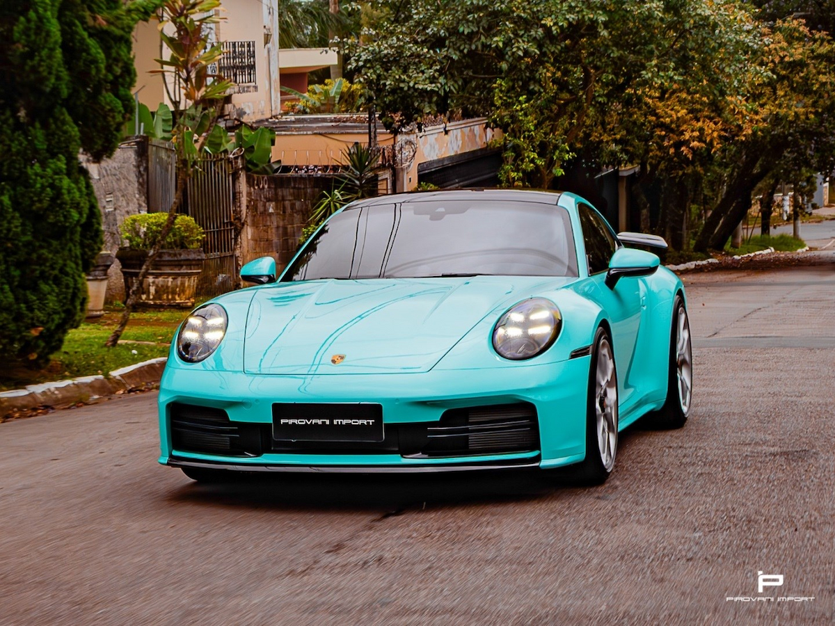Foto do veículo PORSCHE 911 3.0 24V H6 GASOLINA CARRERA PDK 2025/2025 2.900 KM R$ 930.000,00