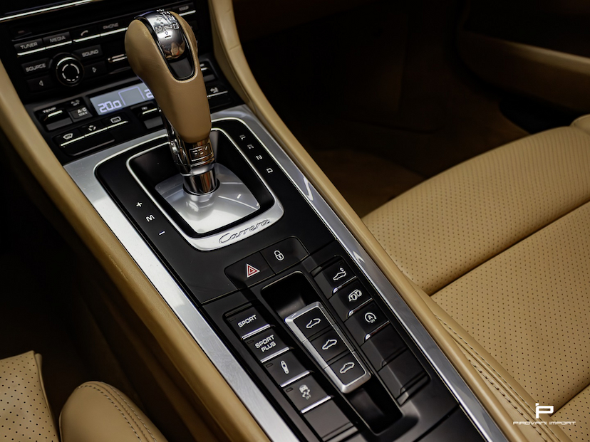 Foto do veículo PORSCHE 911 3.8 CARRERA S COUPÉ 6 CILINDROS 24V GASOLINA 2P AUTOMATIZADO 2013 57.463 KM 519.000,00