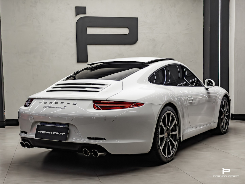 Foto do veículo PORSCHE 911 3.8 CARRERA S COUPÉ 6 CILINDROS 24V GASOLINA 2P AUTOMATIZADO 2013 57.463 KM 519.000,00
