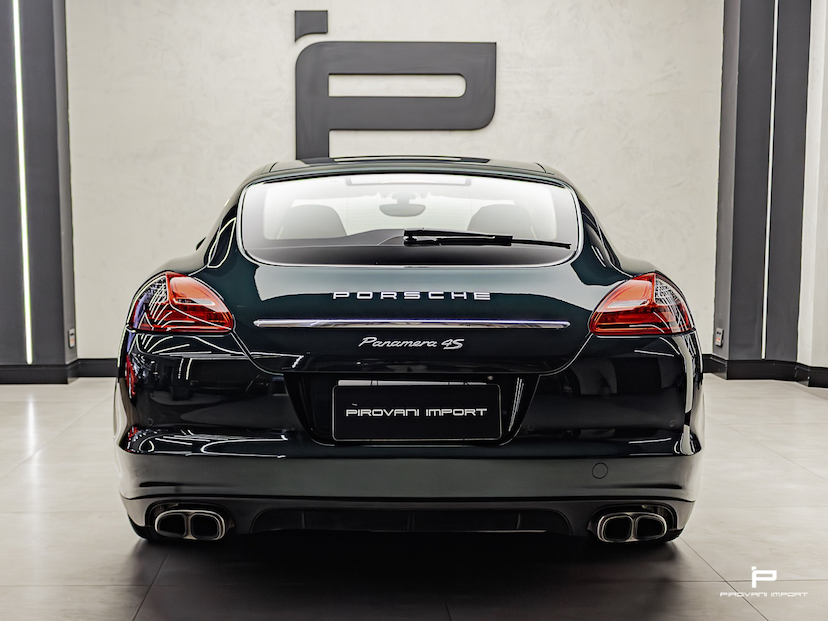 Foto do veículo PORSCHE PANAMERA 4.8 4S V8 GASOLINA 4P AUTOMÁTICO 2010 30.484 KM 299.000,00