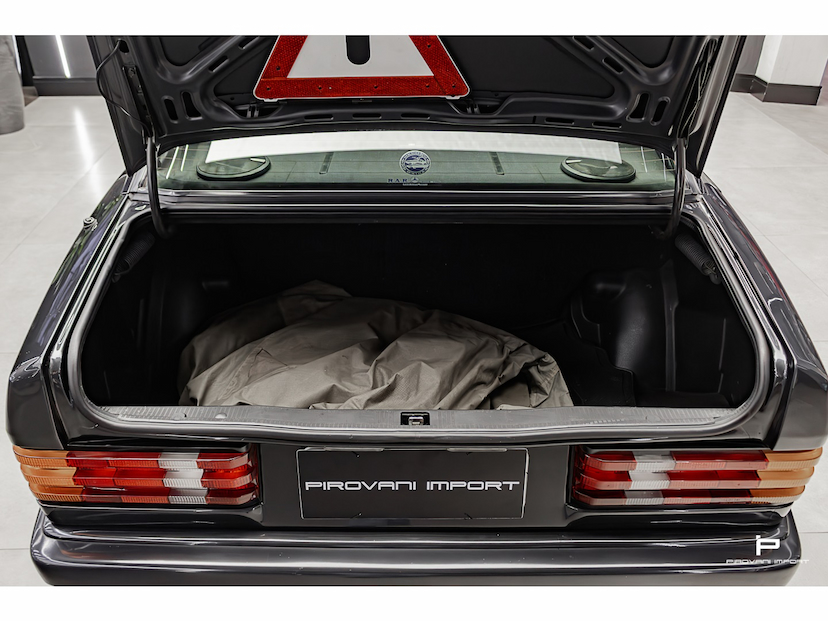 Foto do veículo MERCEDES-BENZ 190 E 2.3 SEDAN 16V GASOLINA 4P MANUAL 1985 117.500 KM 450.000,00