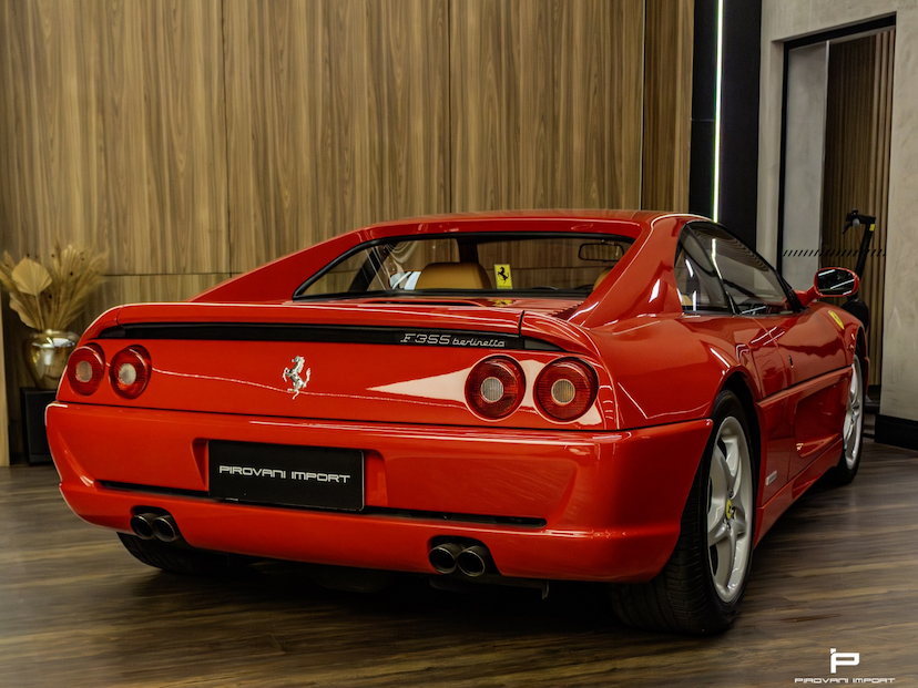 Foto do veículo FERRARI F355 GTS GASOLINA 2P MANUAL 1995 19.000 KM 2.999.000,00