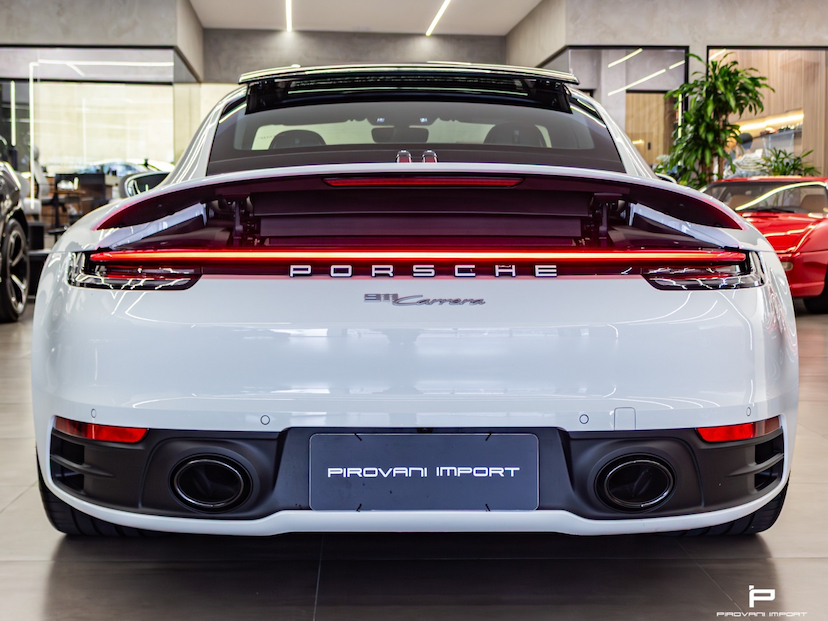Foto do veículo PORSCHE 911 3.0 24V H6 GASOLINA CARRERA PDK 2024 3.400 KM 775.000,00