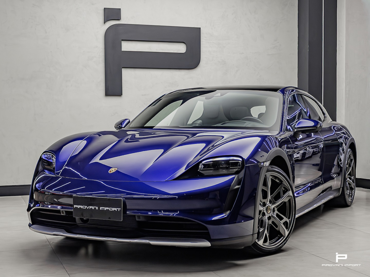 Foto do veículo PORSCHE TAYCAN 4 CROSS TURISMO ELÉTRICO 2022/2022 15.982 KM R$ 490.000,00