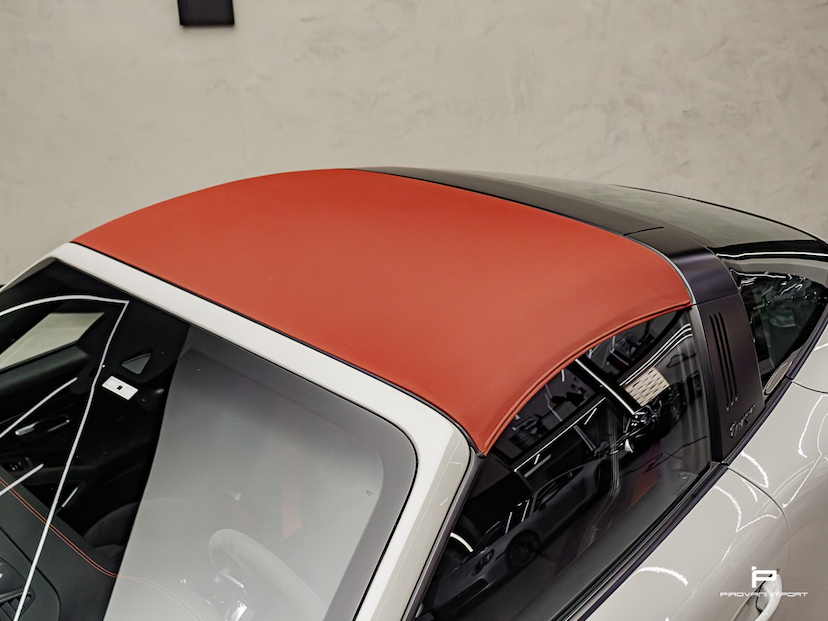 Foto do veículo PORSCHE 911 3.0 24V H6 GASOLINA TARGA 4 GTS PDK 2018 13.500 KM 890.000,00