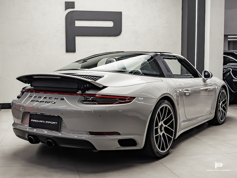 Foto do veículo PORSCHE 911 3.0 24V H6 GASOLINA TARGA 4 GTS PDK 2018 13.500 KM 890.000,00