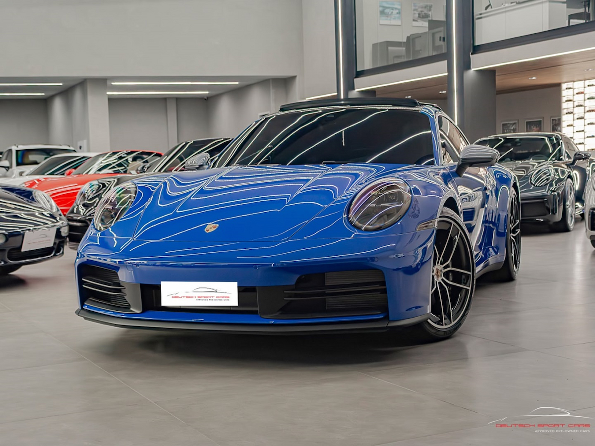 Foto do veículo PORSCHE 911 3.0 24V H6 GASOLINA CARRERA T MANUAL 2025/2025 1.327 KM R$ 1.087.000,00
