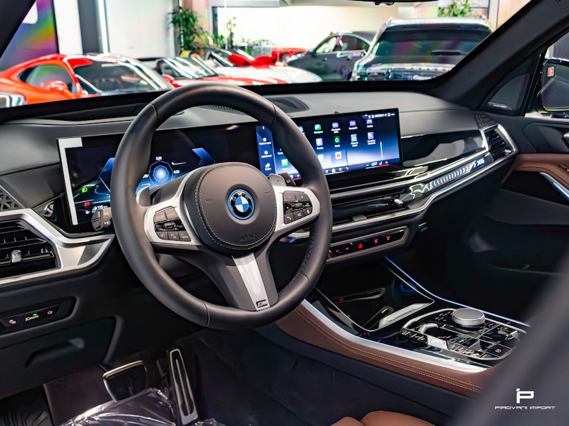 Foto do veículo BMW X5 3.0 I6 TURBO HÍBRIDO XDRIVE50E M SPORT AUTOMÁTICO 2026 100 KM 910.000,00