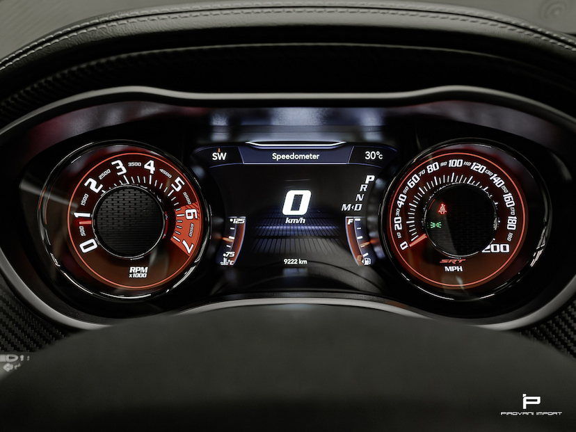 Foto do veículo DODGE CHALLENGER 6.2 V8 HEMI GASOLINA SRT JAILBREAK TORQUEFLITE 2023 9.000 KM 1.350.000,00