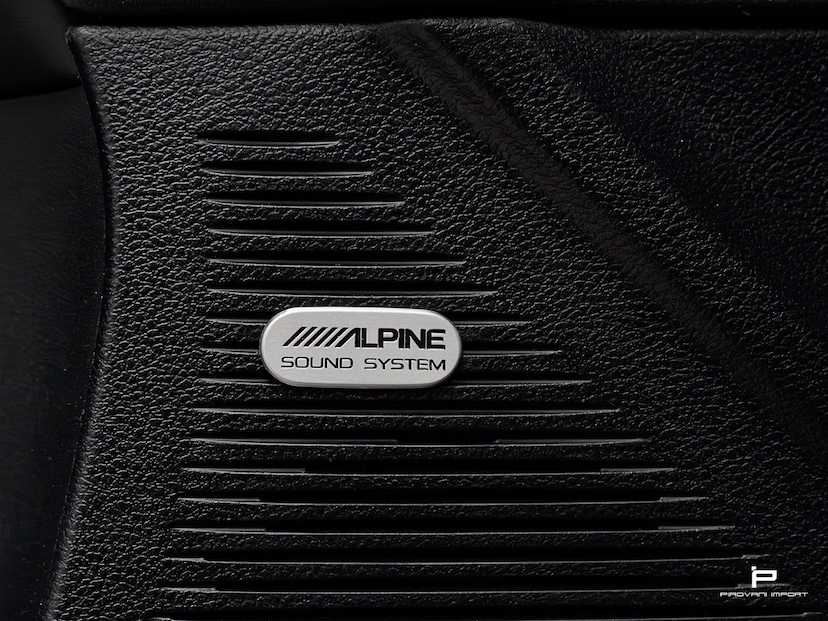 Foto do veículo DODGE CHALLENGER 6.2 V8 HEMI GASOLINA SRT JAILBREAK TORQUEFLITE 2023 9.000 KM 1.350.000,00