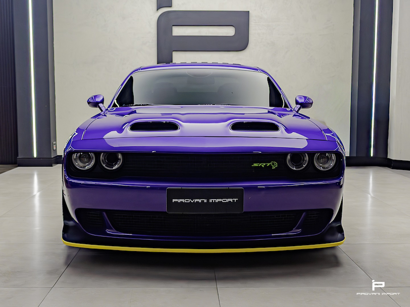 Foto do veículo DODGE CHALLENGER 6.2 V8 HEMI GASOLINA SRT JAILBREAK TORQUEFLITE 2023 9.000 KM 1.350.000,00