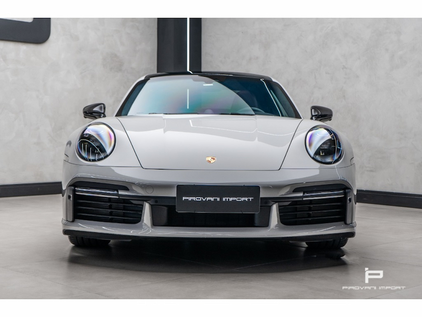 Foto do veículo PORSCHE 911 3.8 24V H6 GASOLINA TURBO PDK 2023 6.800 KM 1.330.000,00