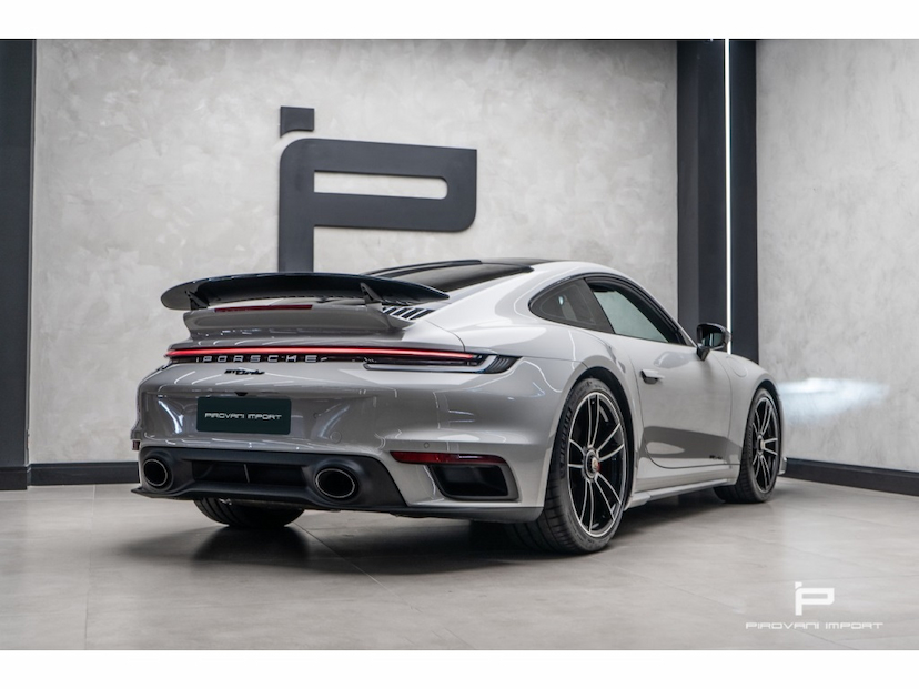 Foto do veículo PORSCHE 911 3.8 24V H6 GASOLINA TURBO PDK 2023 6.800 KM 1.330.000,00