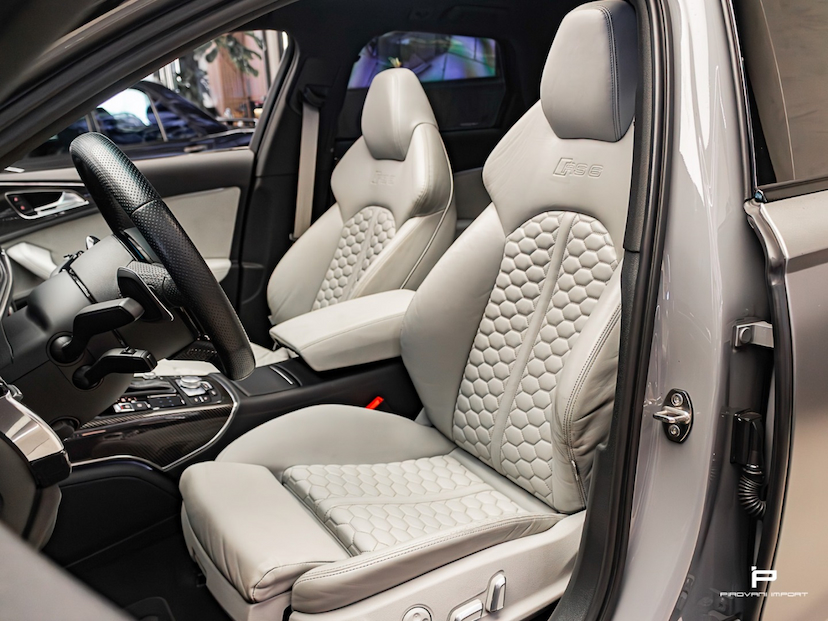 Foto do veículo AUDI RS6 4.0 AVANT V8 32V BI-TURBO GASOLINA 4P TIPTRONIC 2018 27.000 KM 520.000,00